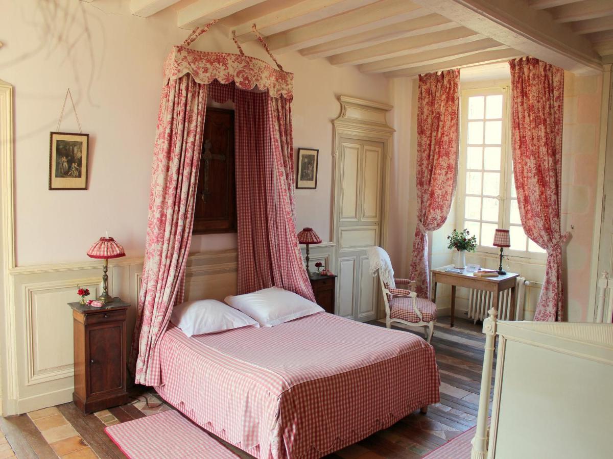 Chateau De Chambiers Durtal Room photo