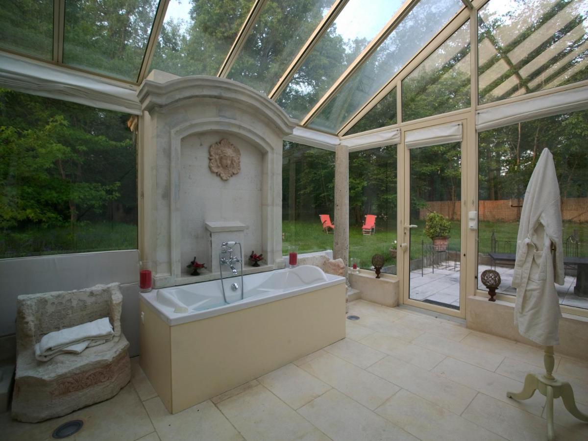 Chateau De Chambiers Durtal Room photo